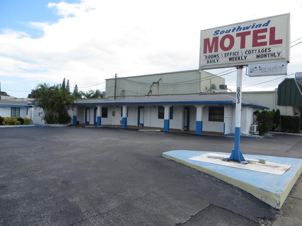 Southwind Motel Stuart Ngoại thất bức ảnh